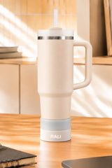 Stanley Quencher 30 oz on a RALI Base
